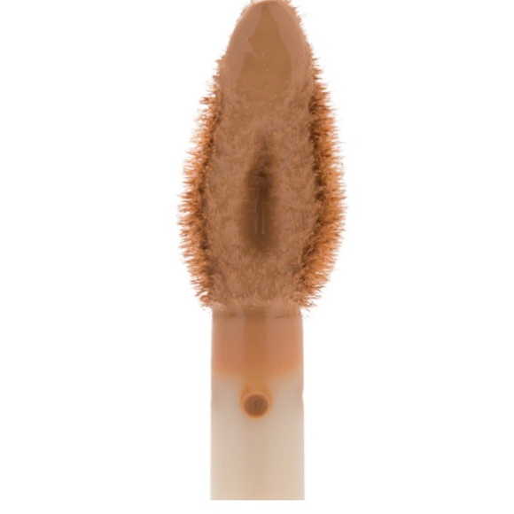 JEFFREE STAR COSMETICS
Magic Star Concealer - Picture 7 of 7